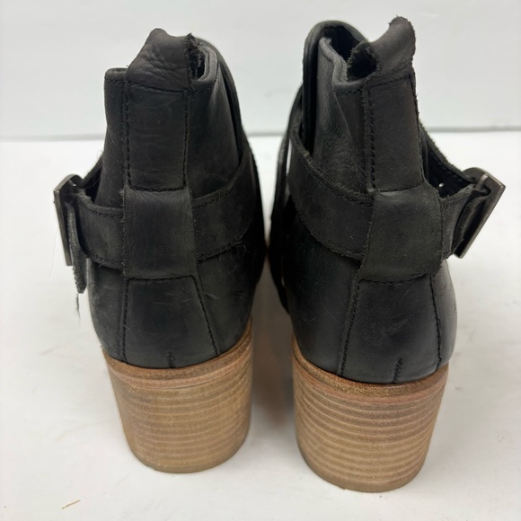 NWT Free People Black Looped Ankle Boot Strappy Pointed Toe Womens size 38.5 8.5 - Picture 6 of 11